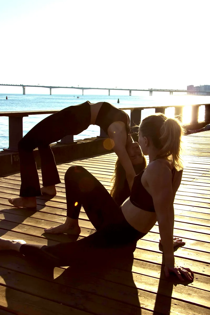 Баланс — занятие YogaCore